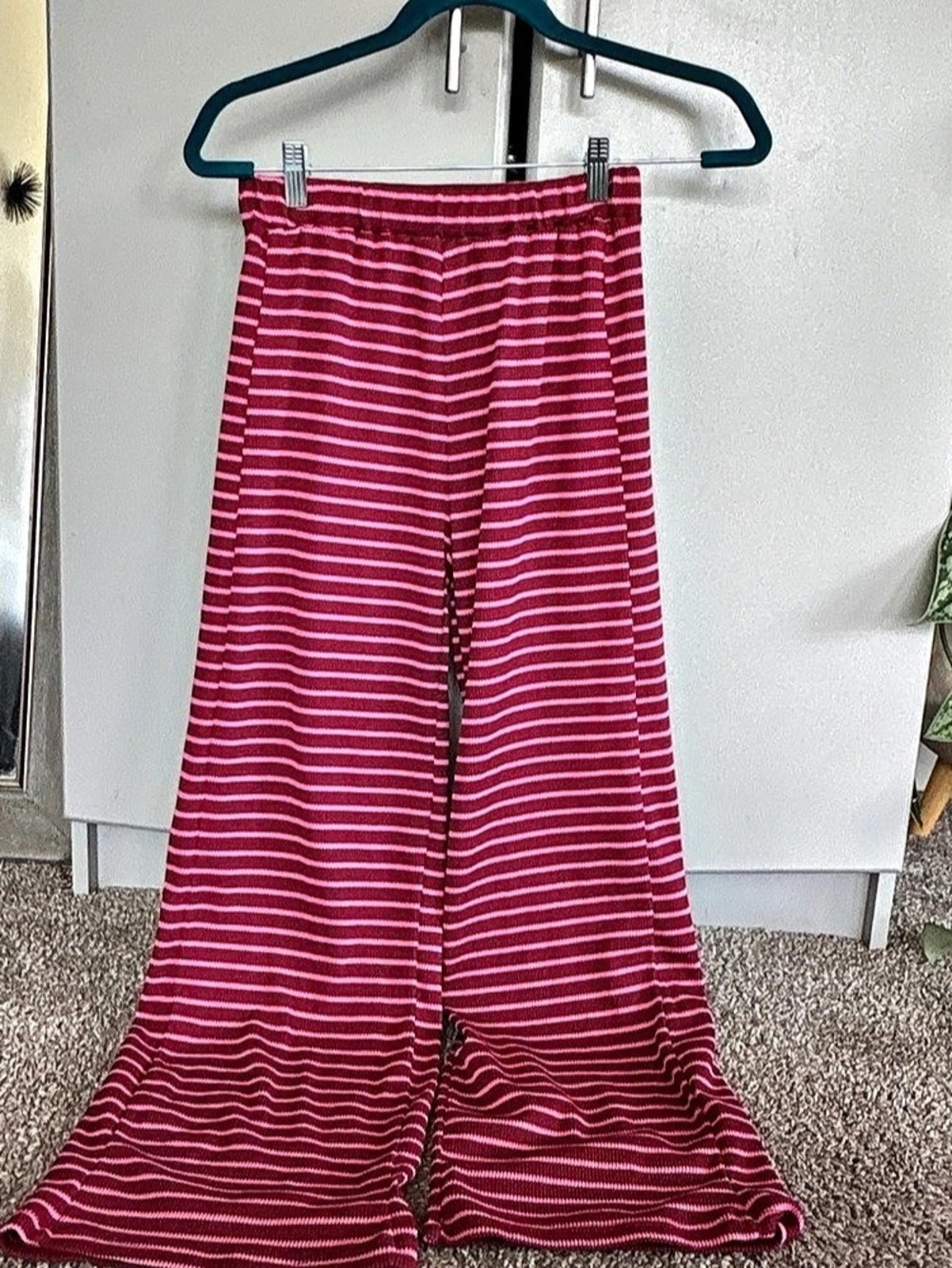 Little Girl Striped Wide Leg Pants in Pink & White Size Medium